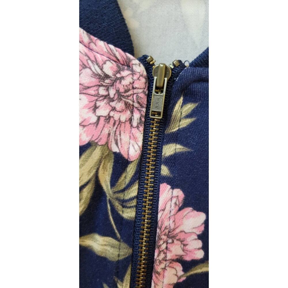 Torrid Blue Floral Bomber Jacket Rayon Women's 4x NWOT - Picture 2 of 13